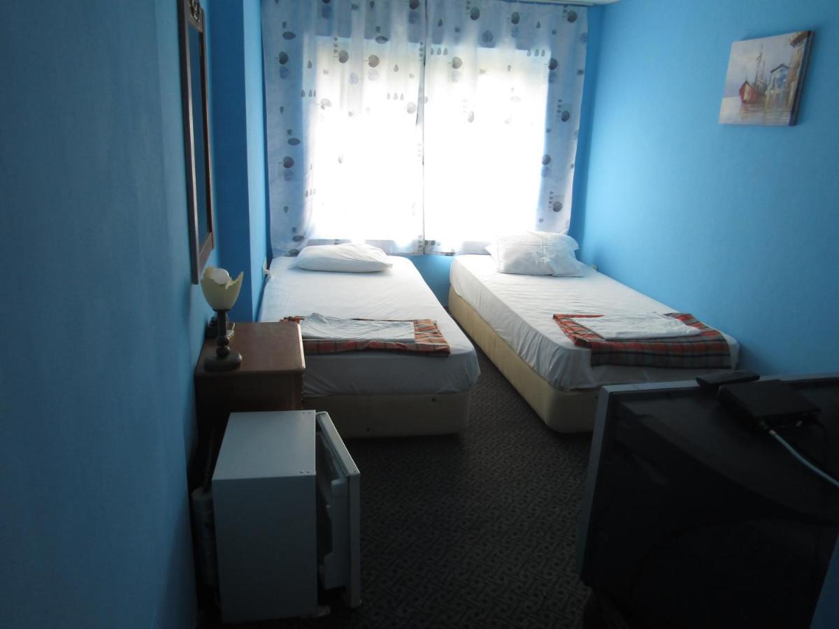 Hostel Papagal Варна Екстер'єр фото