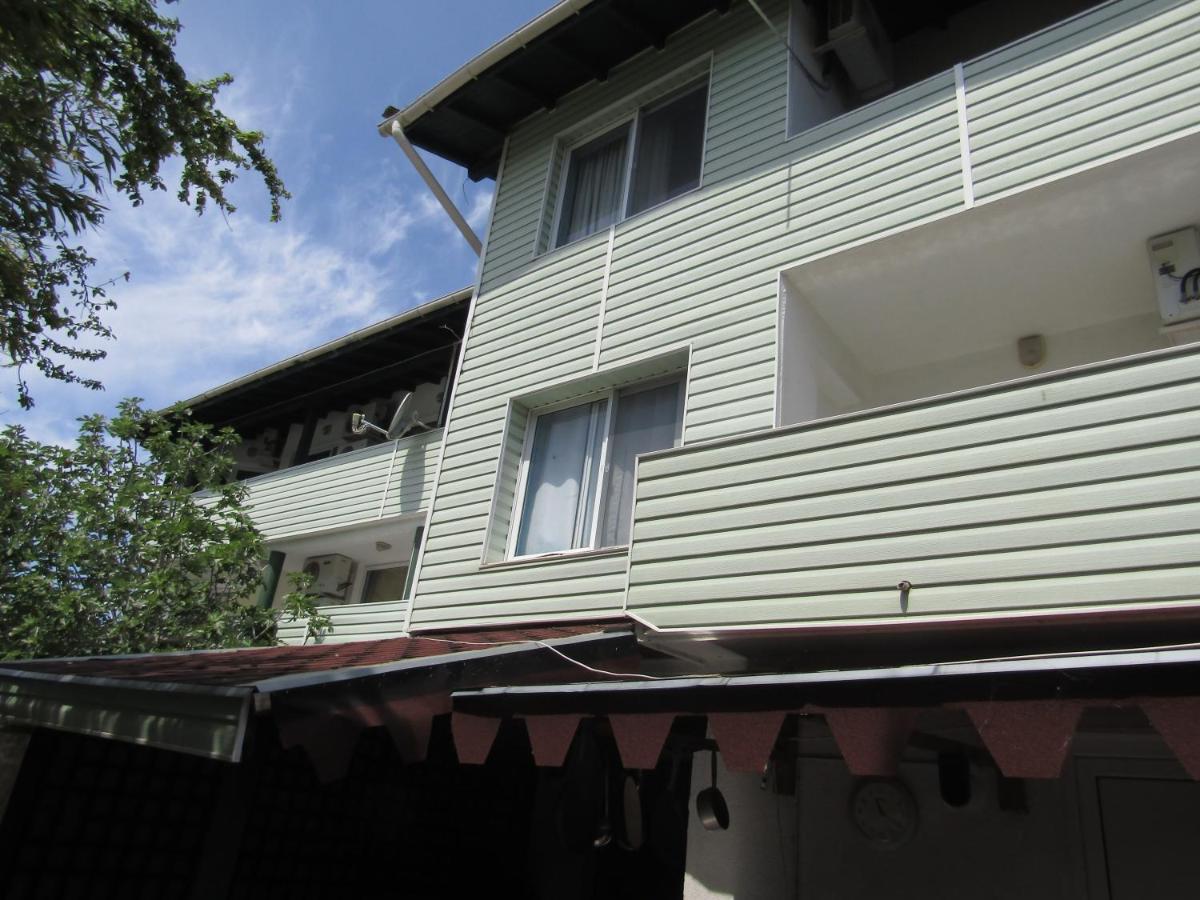 Hostel Papagal Варна Екстер'єр фото
