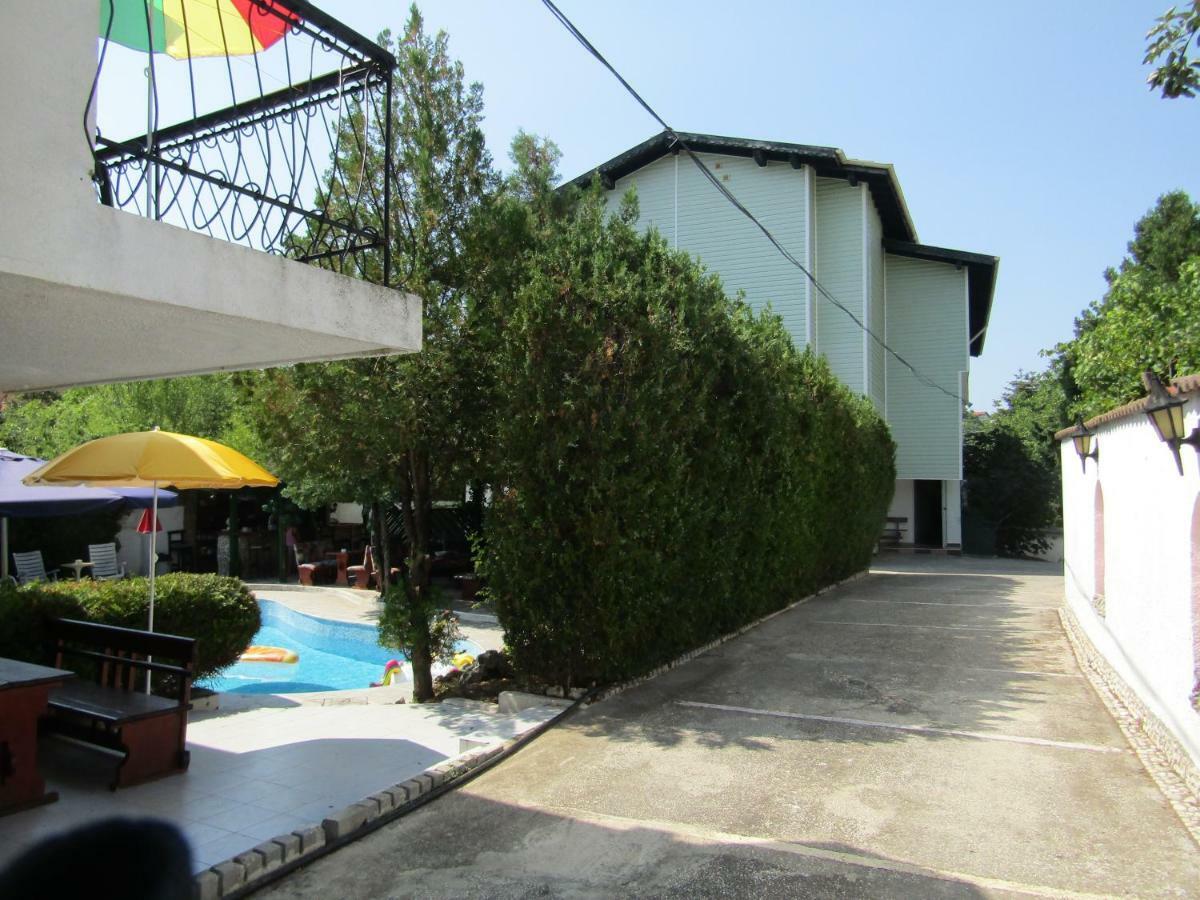 Hostel Papagal Варна Екстер'єр фото
